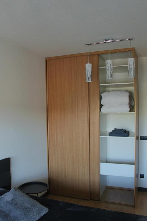New Modern 4-Room Apartment With Big Balcony And Undeground Parking In Center Of טאלין מראה חיצוני תמונה